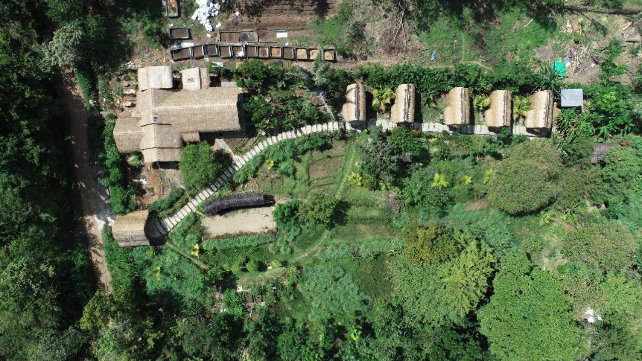 Sten Lodge Labuan Bajo Exterior foto