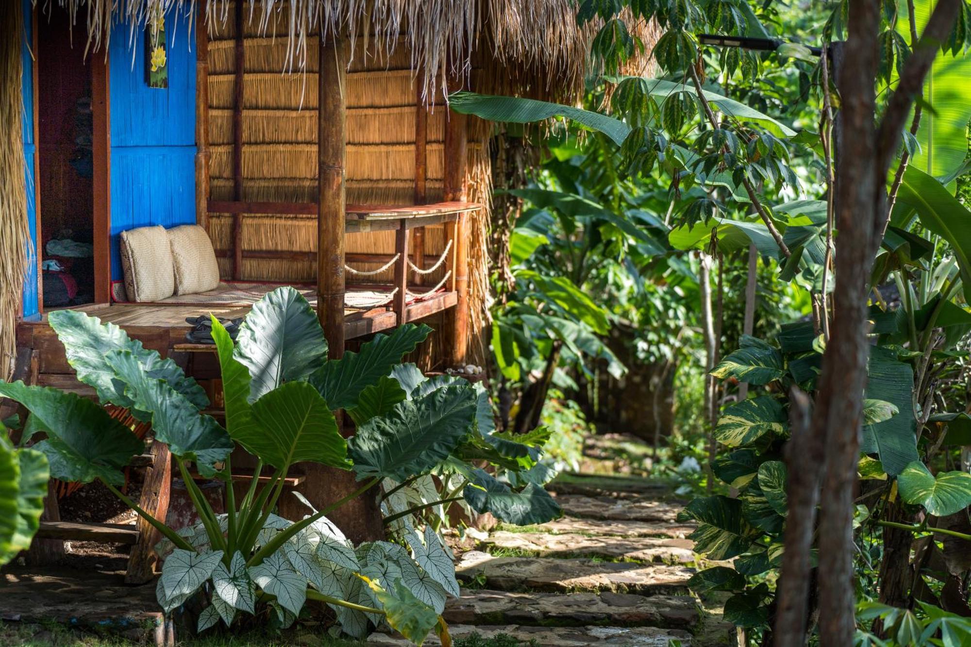 Sten Lodge Labuan Bajo Exterior foto