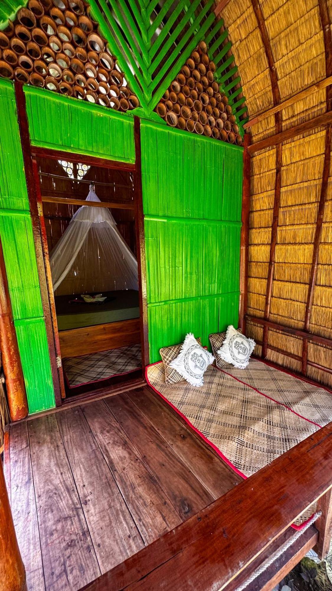 Sten Lodge Labuan Bajo Exterior foto