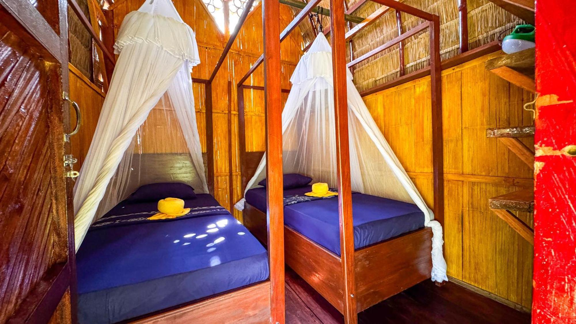 Sten Lodge Labuan Bajo Exterior foto