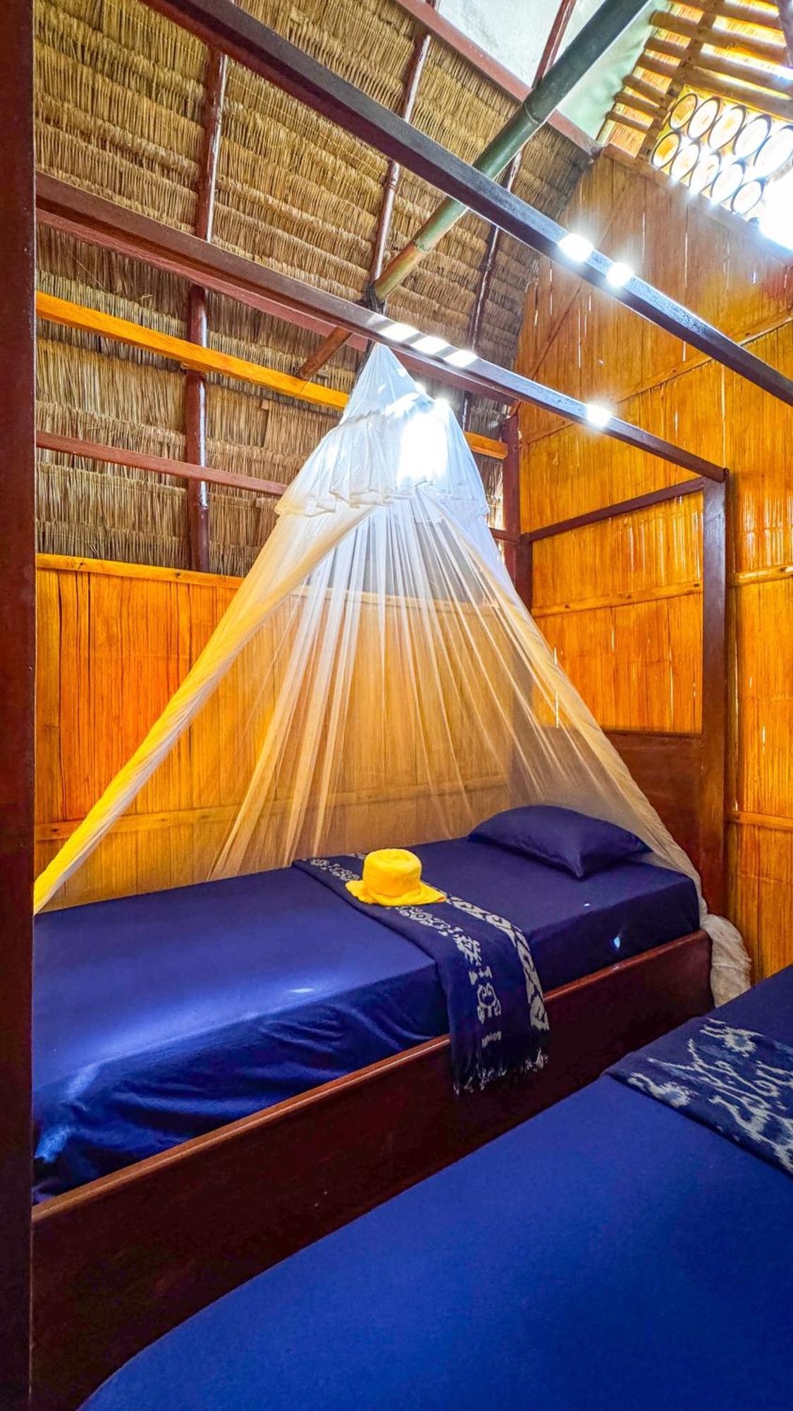 Sten Lodge Labuan Bajo Exterior foto