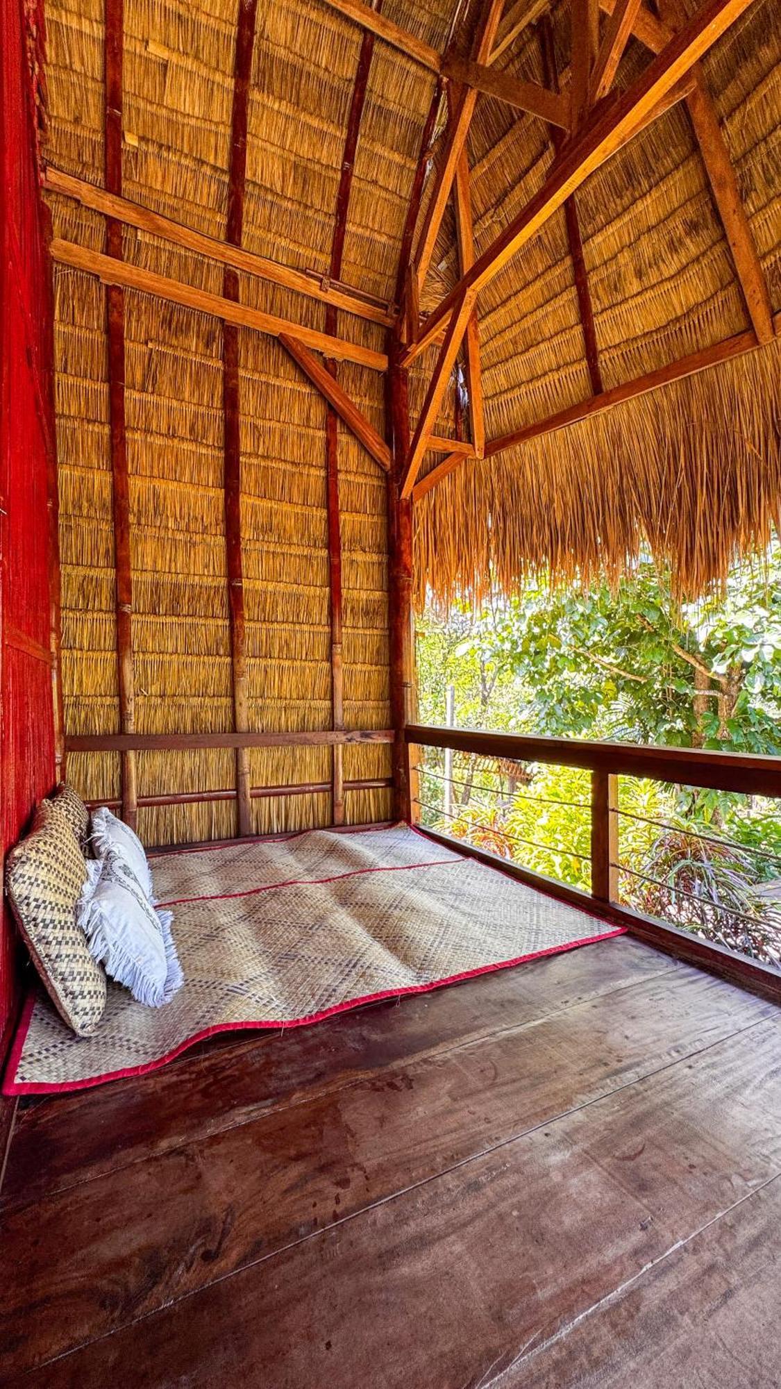 Sten Lodge Labuan Bajo Exterior foto